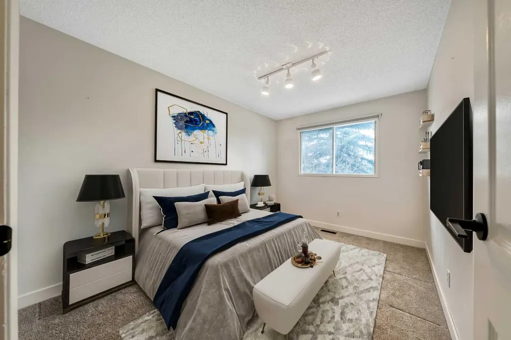 100 Woodfield Green SW Calgary AB T2W 3T9