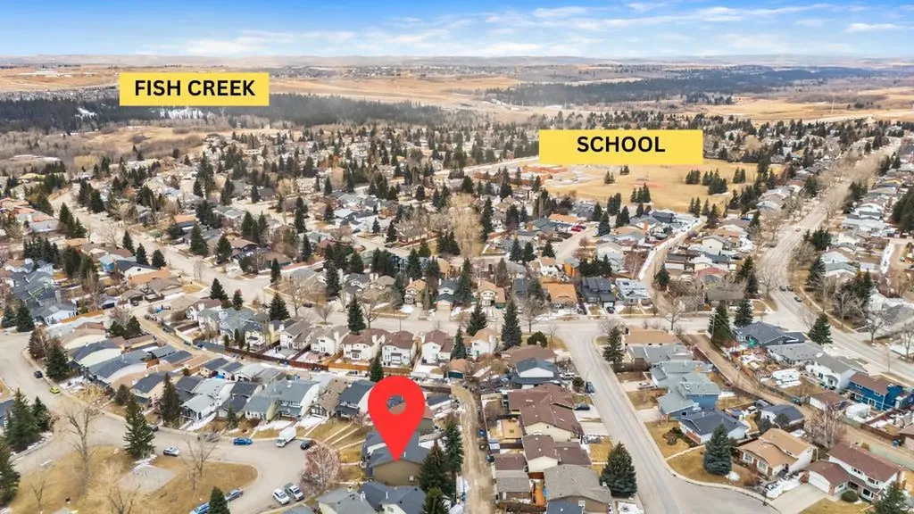 100 Woodfield Green SW Calgary AB T2W 3T9