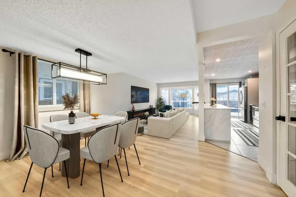 100 Woodfield Green SW Calgary AB T2W 3T9