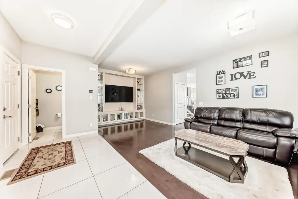 85 Savanna Close NE Calgary AB T3J0X7