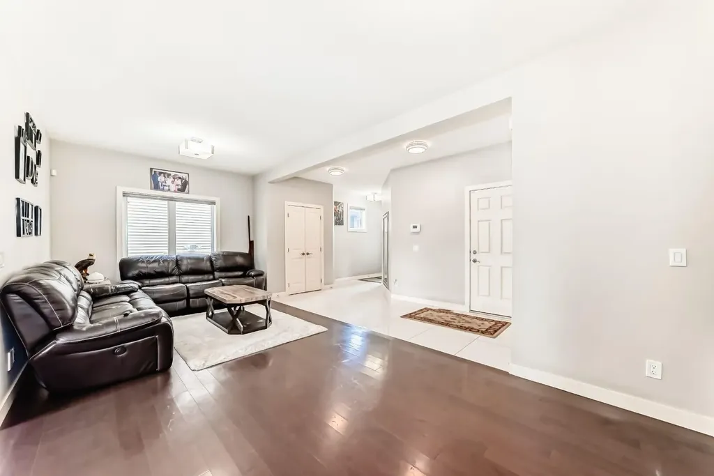 85 Savanna Close NE Calgary AB T3J0X7