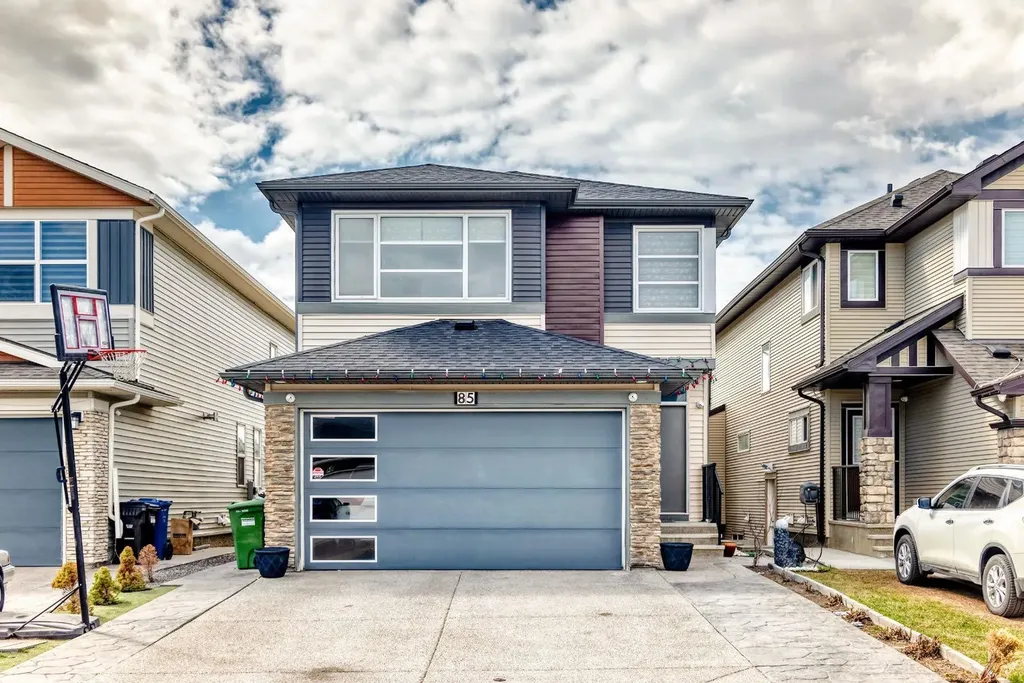 85 Savanna Close NE Calgary AB T3J0X7