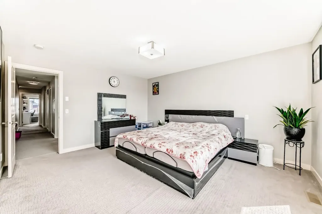 85 Savanna Close NE Calgary AB T3J0X7