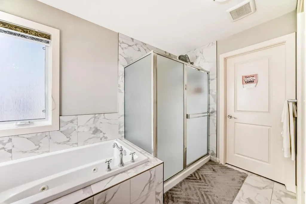 85 Savanna Close NE Calgary AB T3J0X7