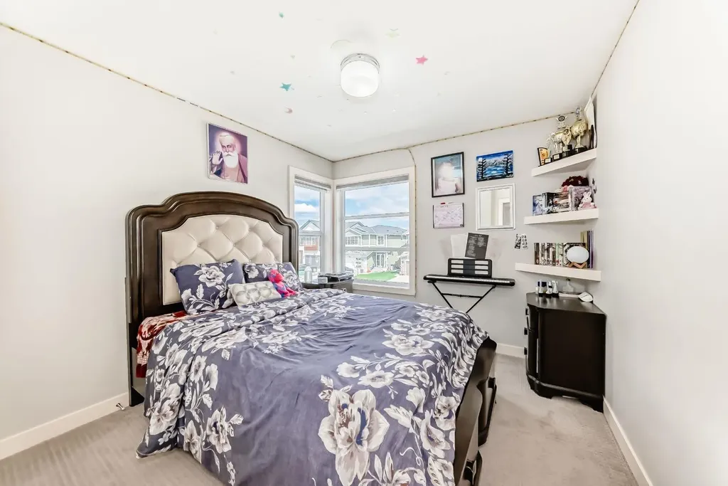 85 Savanna Close NE Calgary AB T3J0X7