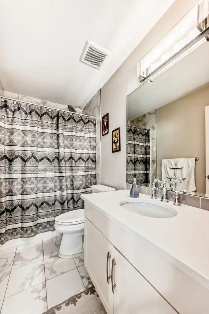 85 Savanna Close NE Calgary AB T3J0X7