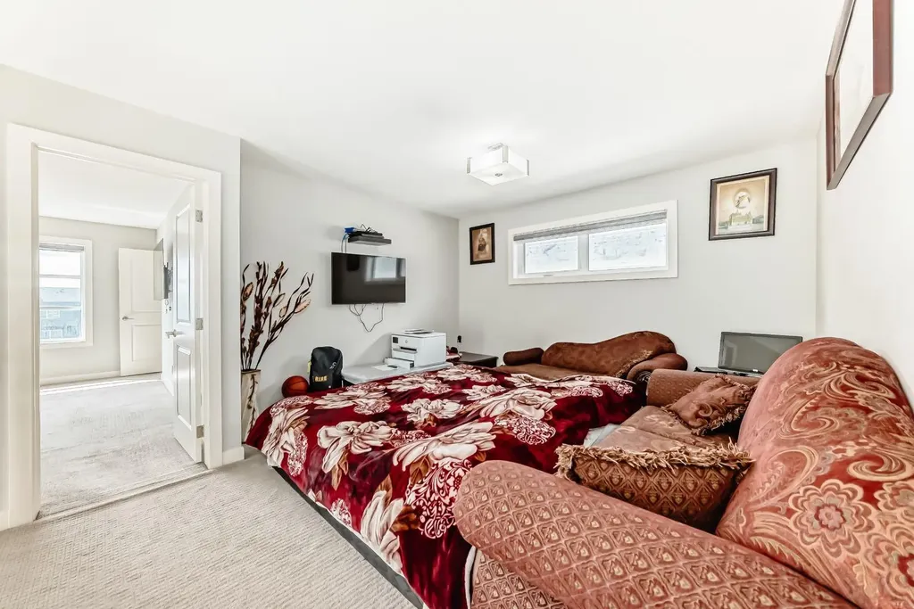 85 Savanna Close NE Calgary AB T3J0X7