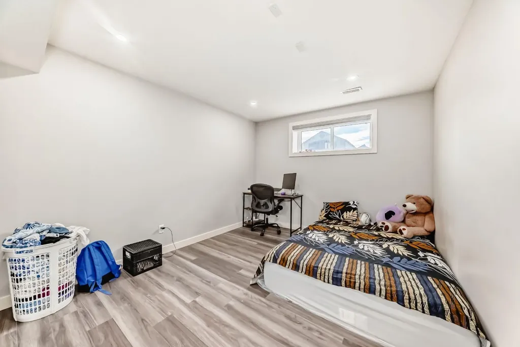85 Savanna Close NE Calgary AB T3J0X7