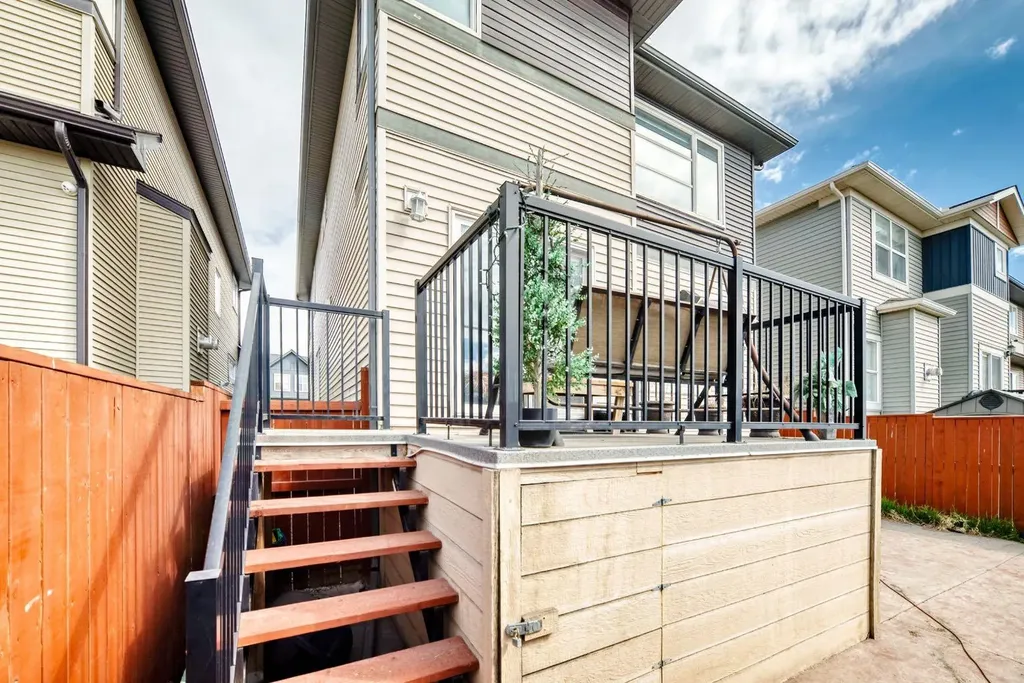 85 Savanna Close NE Calgary AB T3J0X7