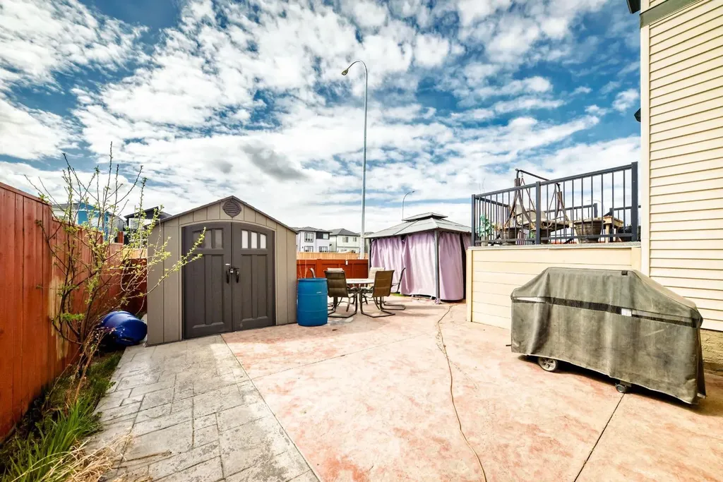 85 Savanna Close NE Calgary AB T3J0X7