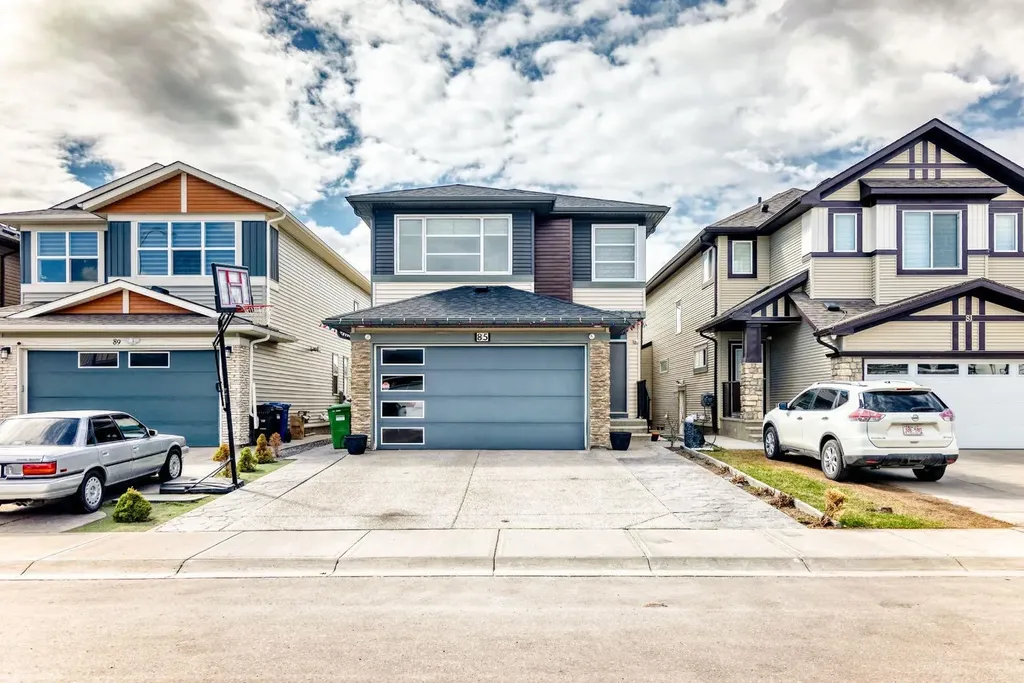 85 Savanna Close NE Calgary AB T3J0X7