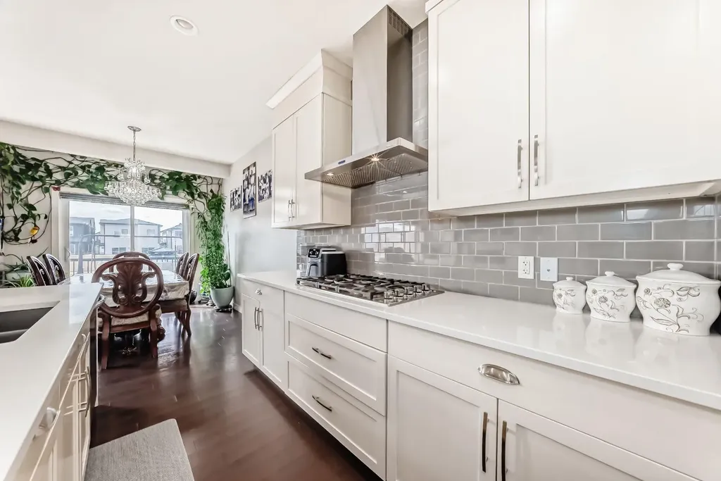 85 Savanna Close NE Calgary AB T3J0X7
