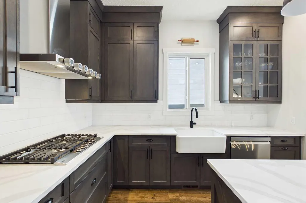 11 Royston Park NW Calgary AB T3L 0M5