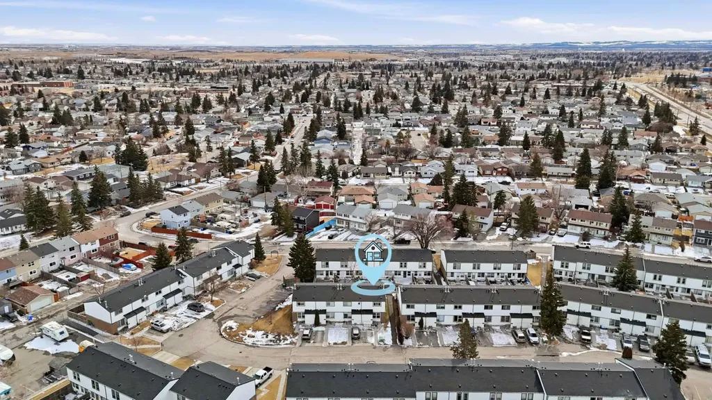 100 Pennsylvania Road SE Calgary AB T2A4Y8