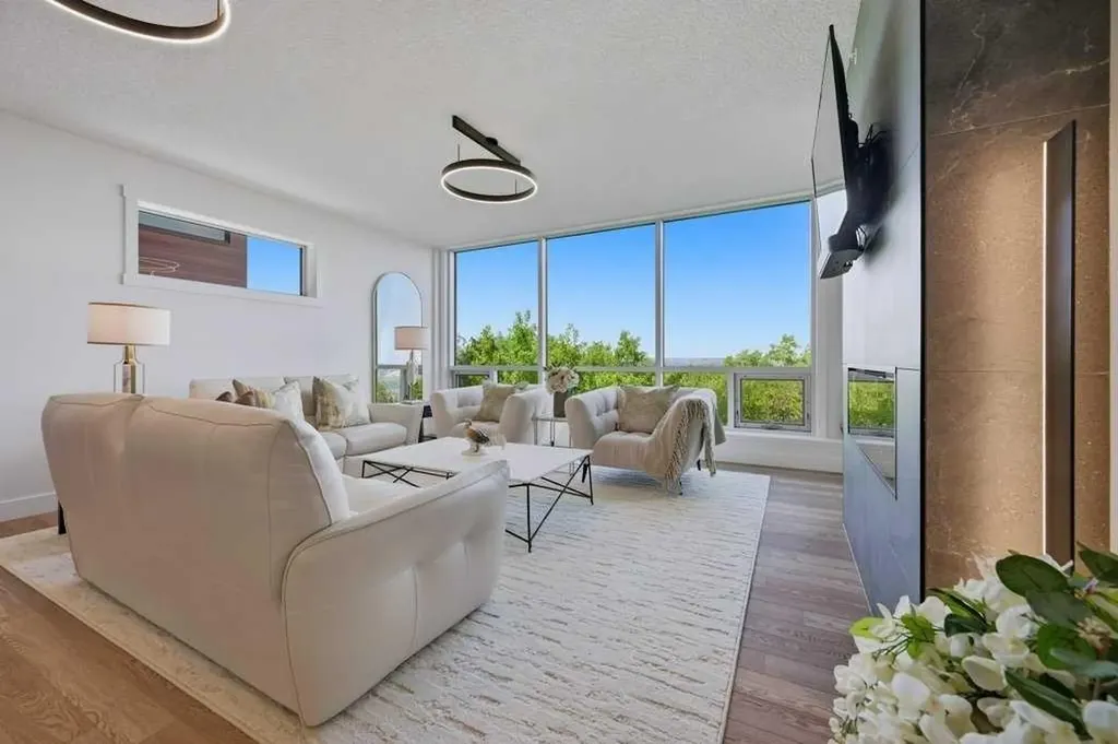 15 Cougar Ridge Landing SW Calgary AB T3H 6C3