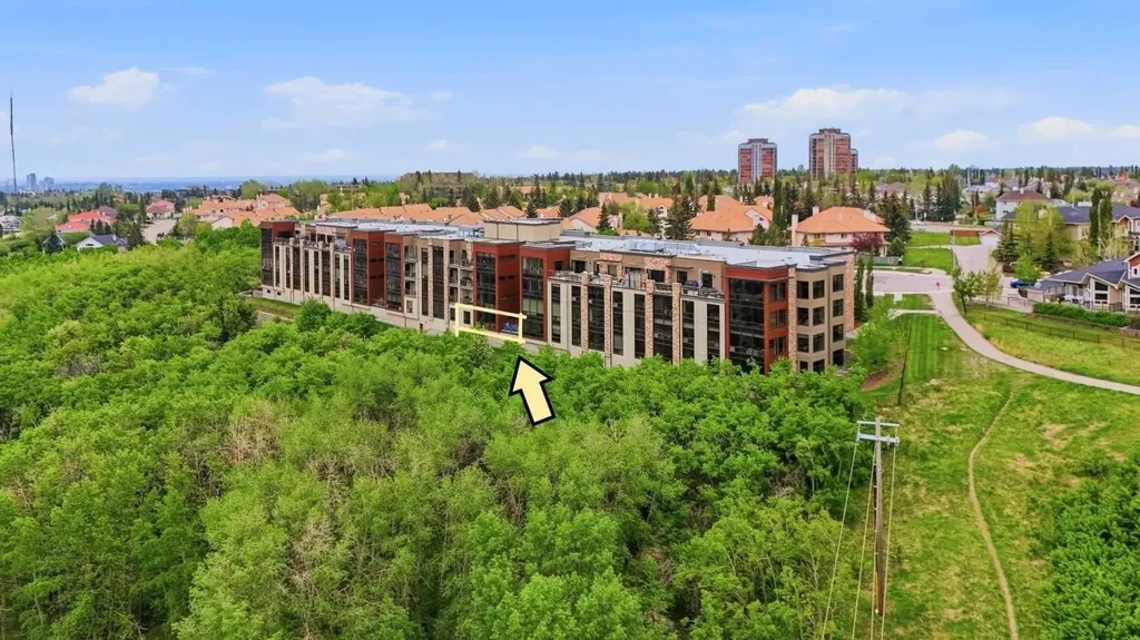15 Cougar Ridge Landing SW Calgary AB T3H 6C3