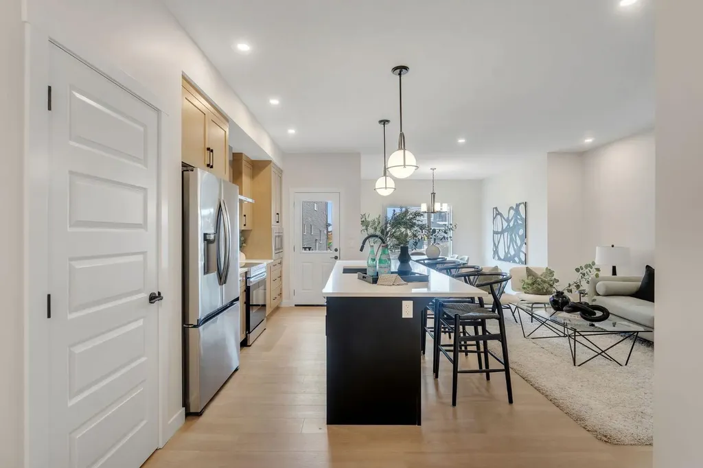 445 Lewiston Landing NE Calgary AB T3P 0T7