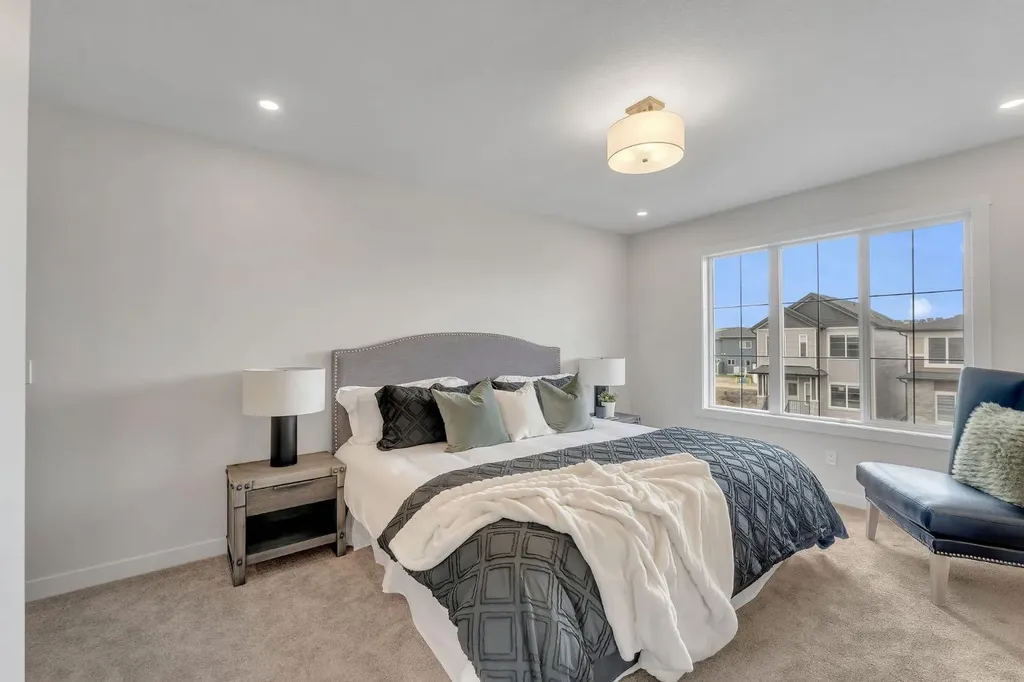 445 Lewiston Landing NE Calgary AB T3P 0T7