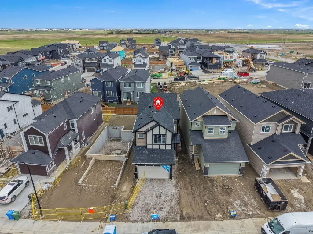 445 Lewiston Landing NE Calgary AB T3P 0T7
