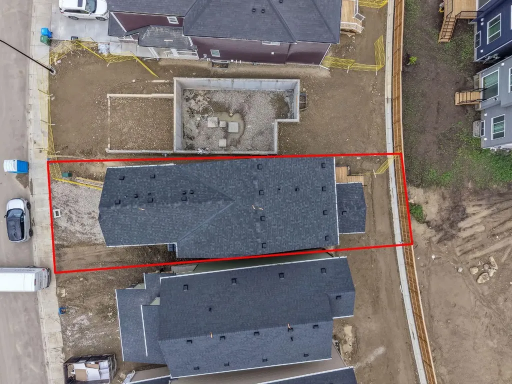 445 Lewiston Landing NE Calgary AB T3P 0T7