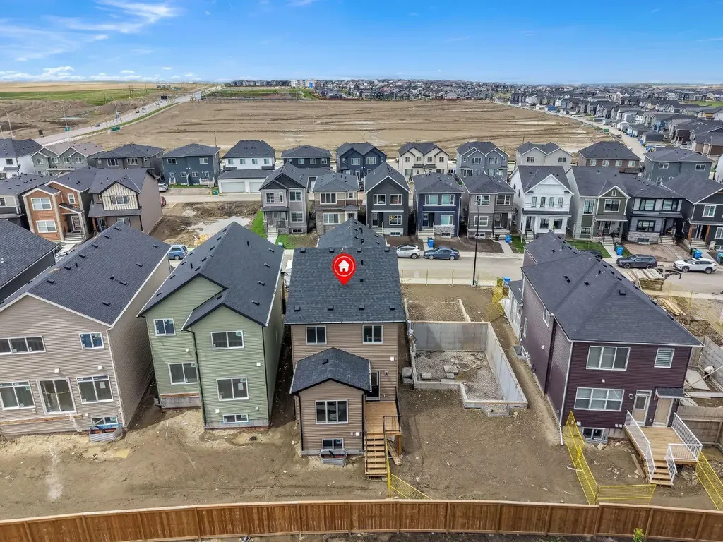 445 Lewiston Landing NE Calgary AB T3P 0T7