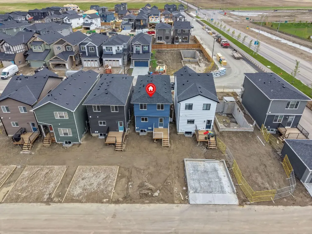 445 Lewiston Landing NE Calgary AB T3P 0T7