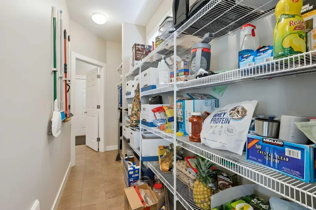 114 Tuscany Glen Place NW Calgary AB T2L 2Z4