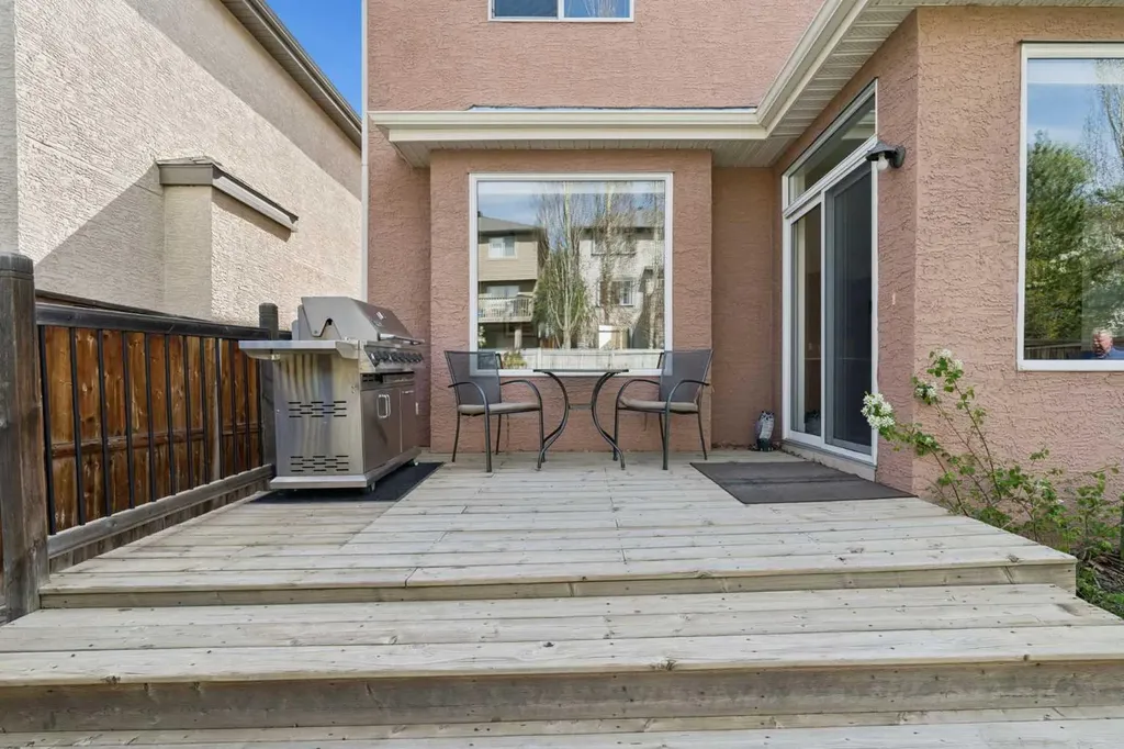 114 Tuscany Glen Place NW Calgary AB T2L 2Z4