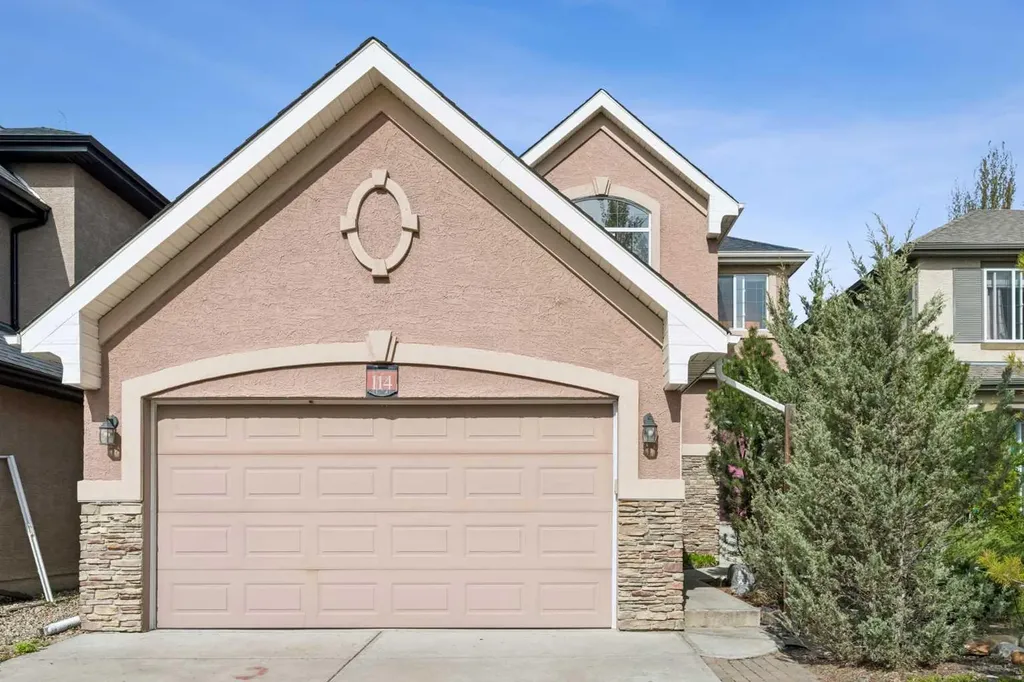 114 Tuscany Glen Place NW Calgary AB T2L 2Z4