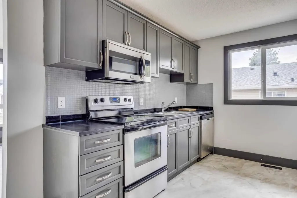 108 Caldwell Crescent Fort Mcmurray AB T9K1G2