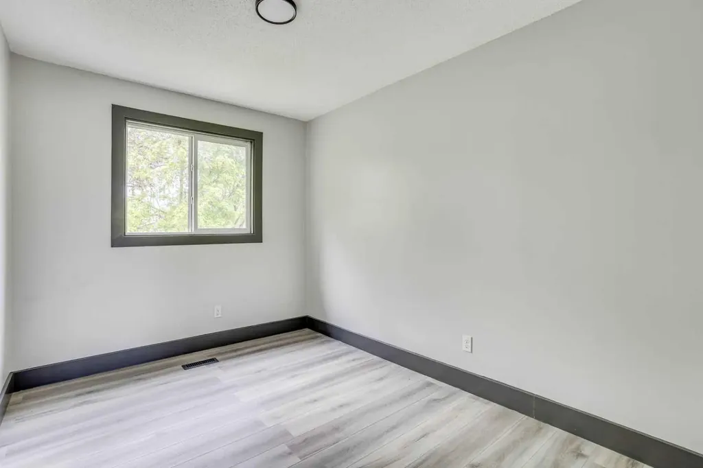 108 Caldwell Crescent Fort Mcmurray AB T9K1G2