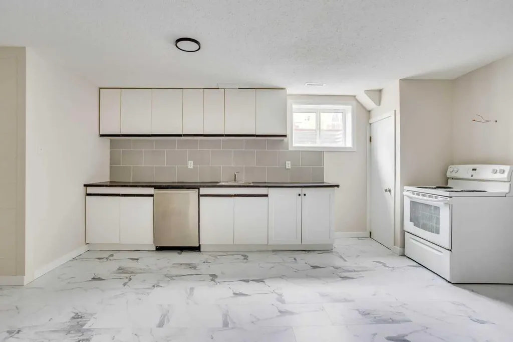 108 Caldwell Crescent Fort Mcmurray AB T9K1G2