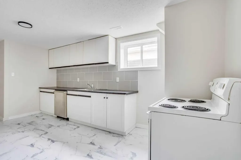 108 Caldwell Crescent Fort Mcmurray AB T9K1G2