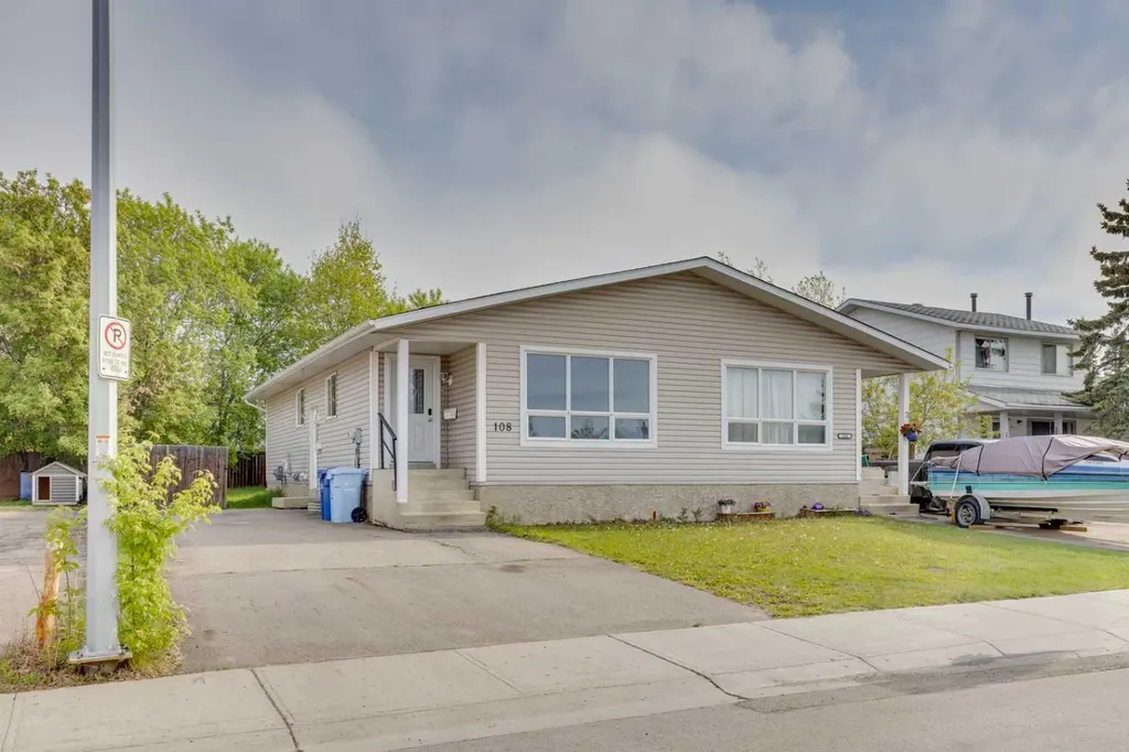 108 Caldwell Crescent Fort Mcmurray AB T9K1G2