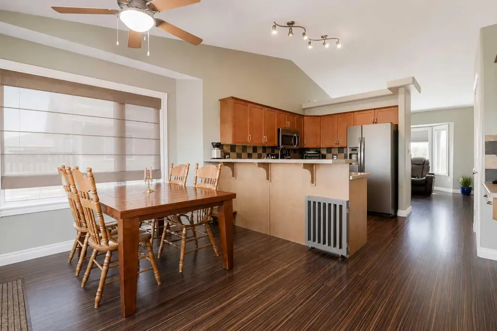 10113 93 Street Sexsmith AB T0H 3C0