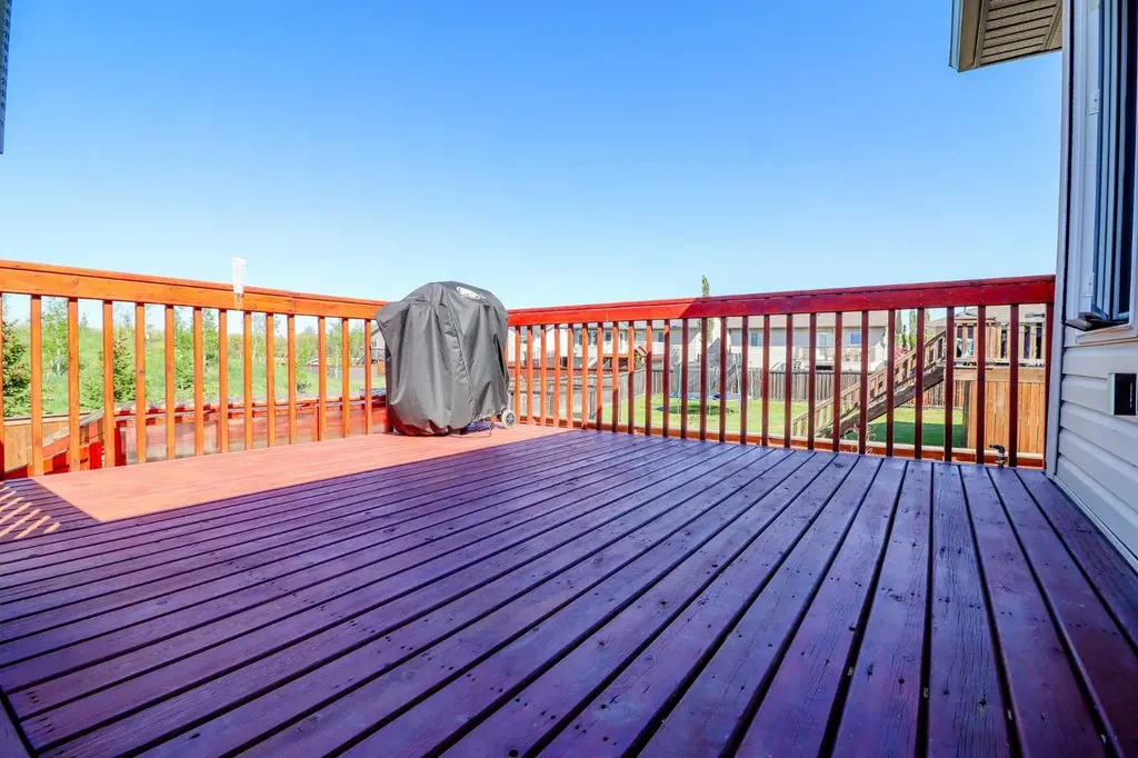 10113 93 Street Sexsmith AB T0H 3C0