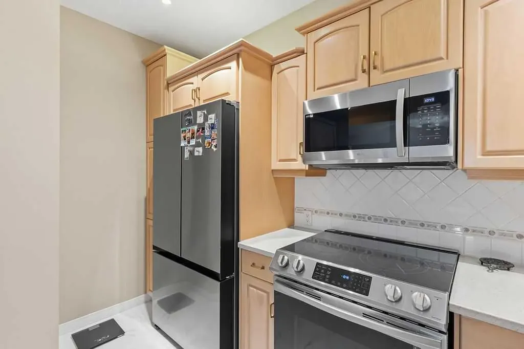 14645 6 Street SW Calgary AB T2Y 3S1