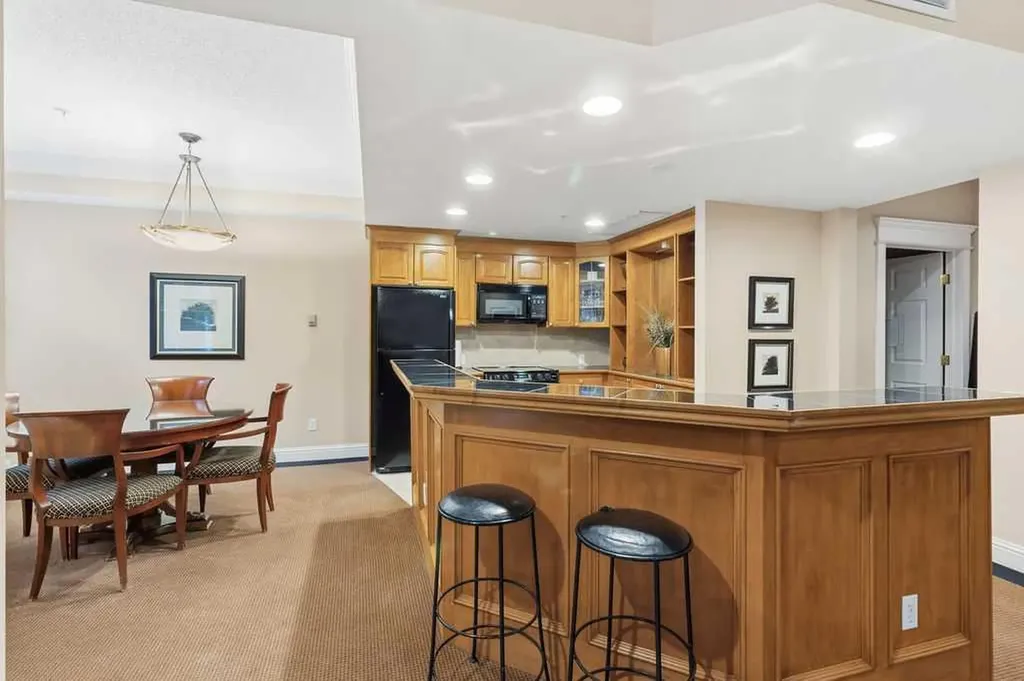14645 6 Street SW Calgary AB T2Y 3S1
