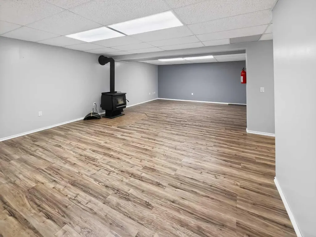 9922 110 Street La Crete AB T0H2H0