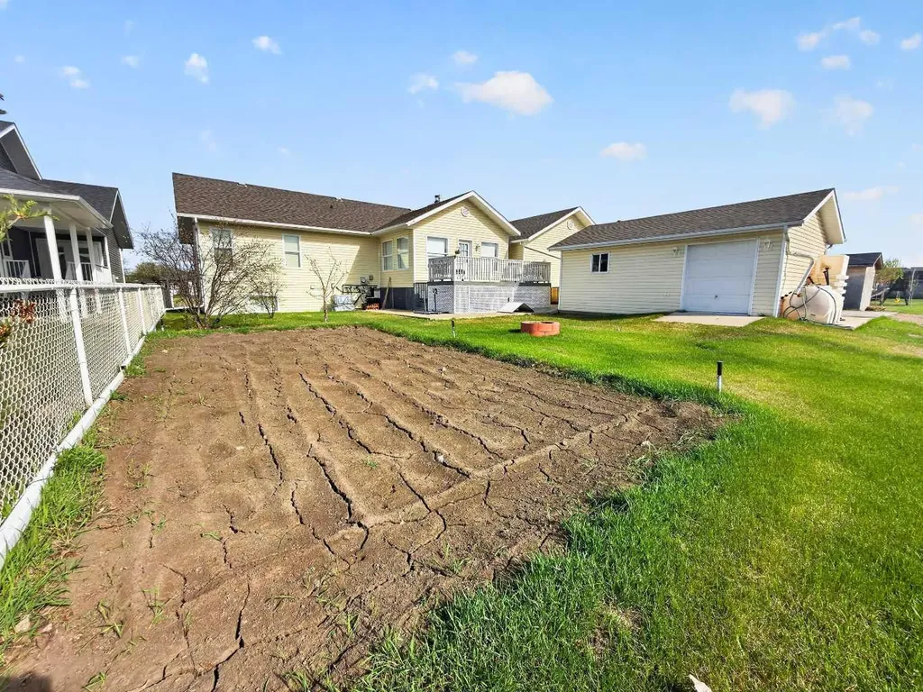 9922 110 Street La Crete AB T0H2H0