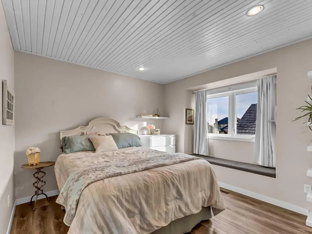 11 Taylor Crescent SE Medicine Hat AB T1B3X5