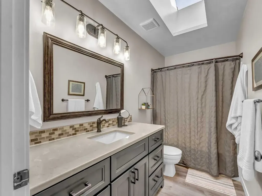 11 Taylor Crescent SE Medicine Hat AB T1B3X5