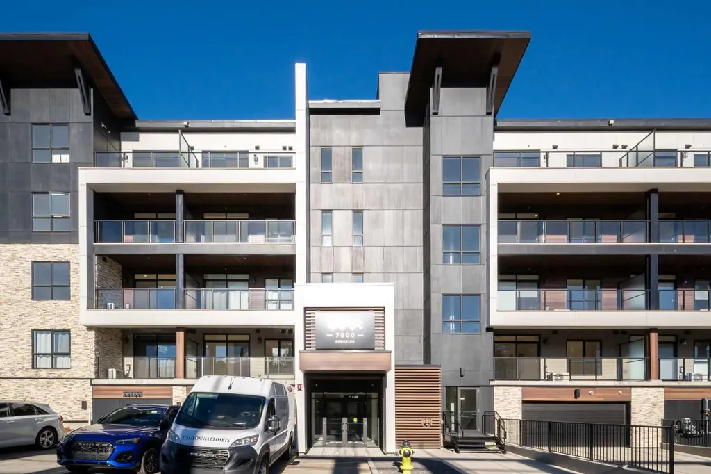 1802 Mahogany Boulevard SE Calgary AB T3M 4J2