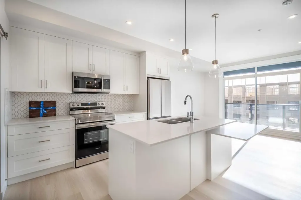 1802 Mahogany Boulevard SE Calgary AB T3M 4J2