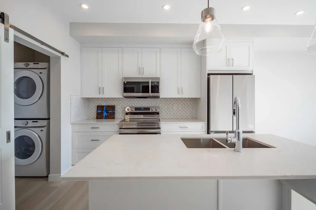 1802 Mahogany Boulevard SE Calgary AB T3M 4J2