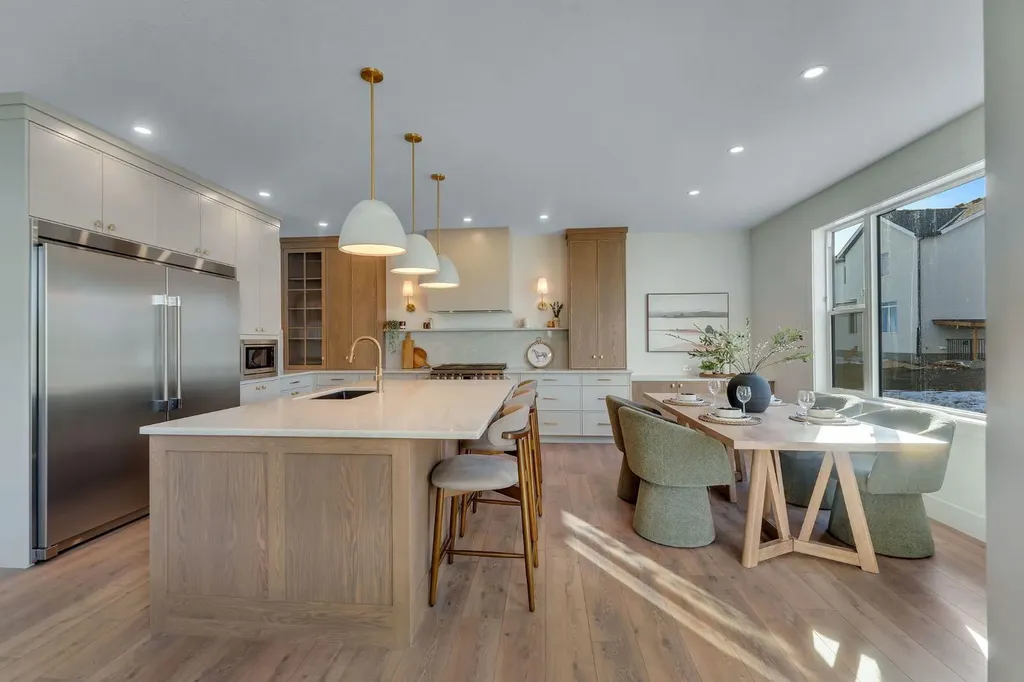 2044 Waterbury Road Chestermere AB T1X 3A9