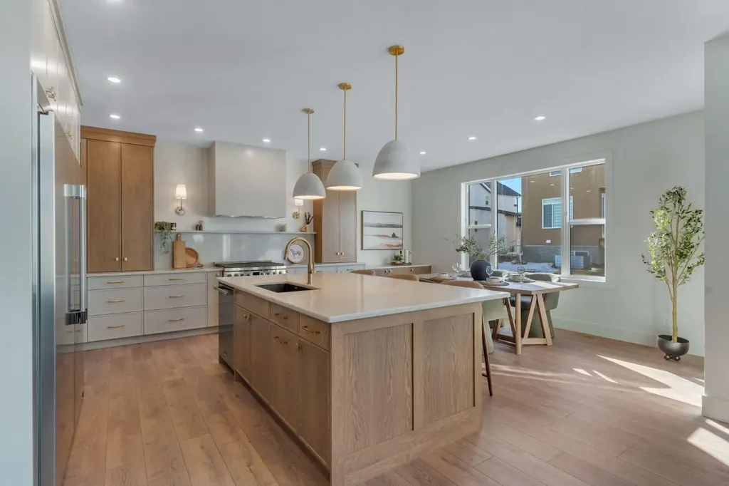 2044 Waterbury Road Chestermere AB T1X 3A9