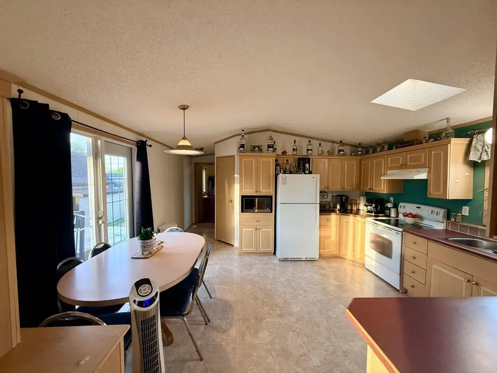 10113 109 Street La Crete AB T0H2H0