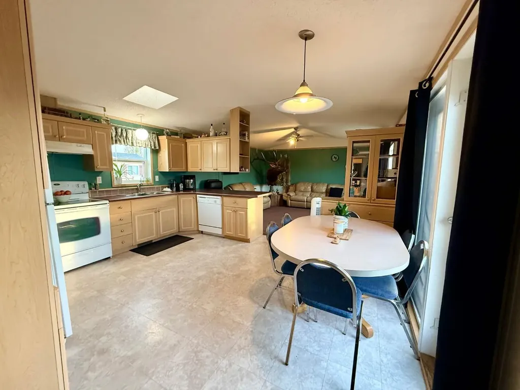 10113 109 Street La Crete AB T0H2H0