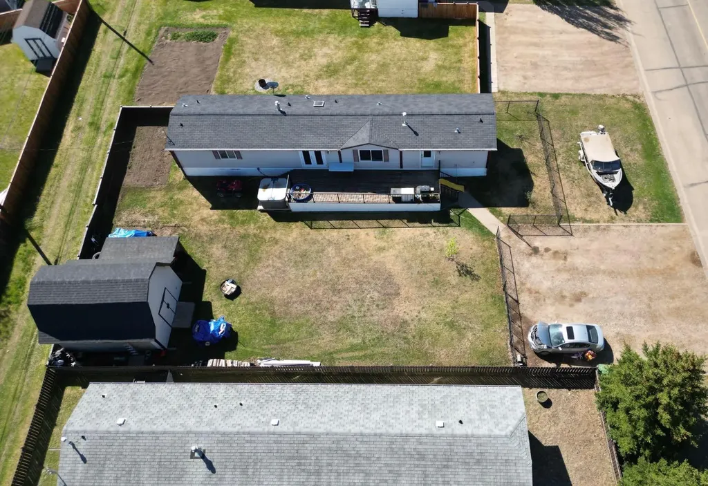 10113 109 Street La Crete AB T0H2H0